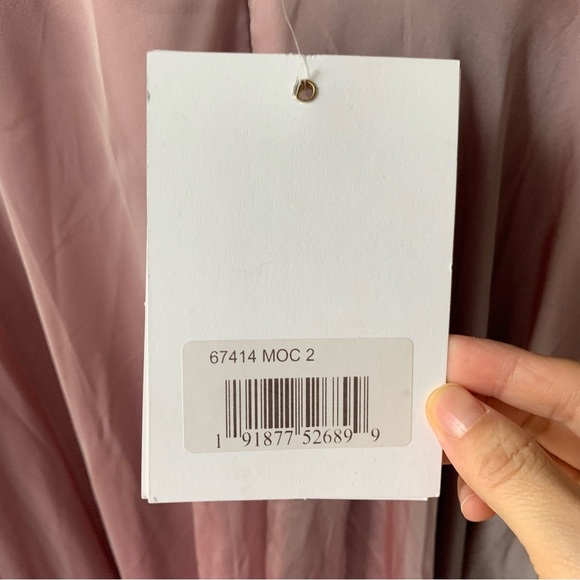 Mac Duggal Chiffon Open Sleeve A Line Gown Size 2 NEW - Picture 9 of 13